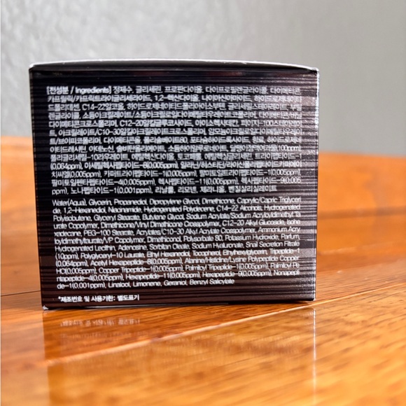 Snail black and peptide 9 perfect cream deep nourishing, 55 ml, brand new in box - Picture 3 of 5